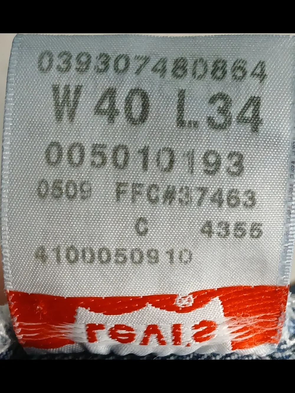 Levi's 501 Jeans 40x32 Men's Tagged 40x34 Straight Leg Button Fly